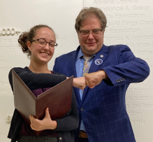 Roxanna Herreid ’22 with adjunct instructor Frank Housh ’93.
