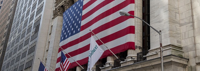 Dietmar Rabich / Wikimedia Commons / “New York City (New York, USA), Wall Street -- 2012 -- 30” / CC BY-SA 4.0.