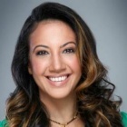 Elizabeth de León Bhargava ’03.