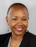 Stephanie A. Saunders ’00.