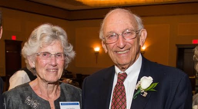 Lauren D. Rachlin celebrated his Distinguished Non-Alumnus Award from the UB Law Alumni Association in 2013, with wife Jean.