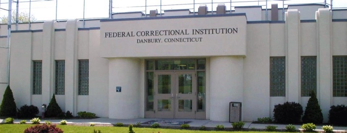 photo of the Danbury Federal correctional institution.