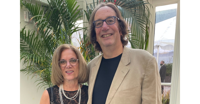 photo of Jacqui and Lew Rose.