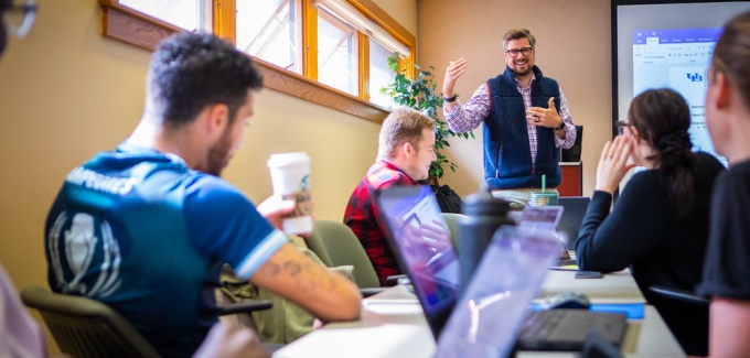 Matthew Pelkey leads a class discussion.